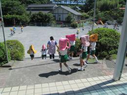 避難訓練・引取訓練を行いました。